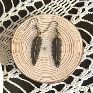 Handcrafted Antique Bronze‎ Feather Charm Dangle Earrings Bohemian Natural Boho